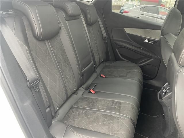 PEUGEOT 3008 2018 Image 31