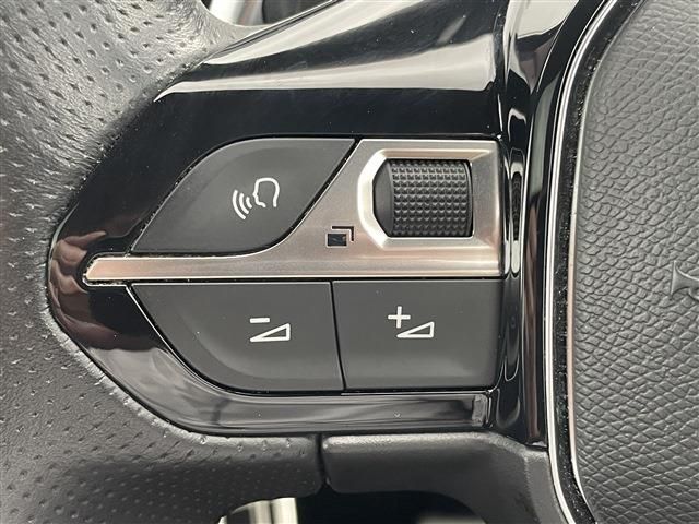 PEUGEOT 3008 2018 Image 31