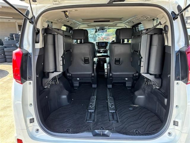 TOYOTA ALPHARD 2023 Image 31