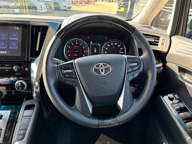 TOYOTA ALPHARD 2023 Image 31