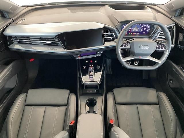 AUDI Q4 E-TRON SPORT 2025 Image 31