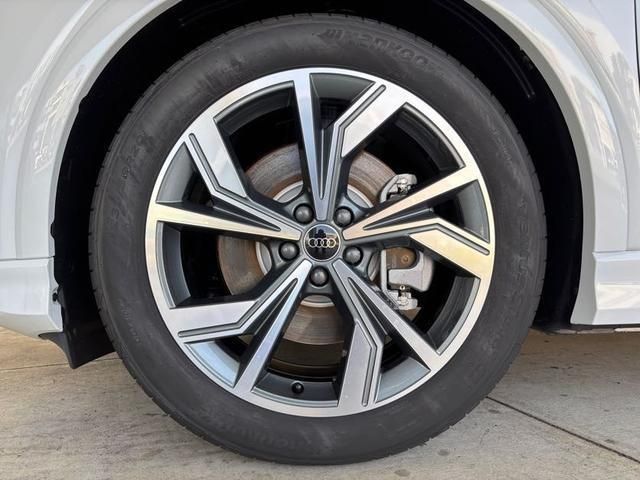 AUDI Q4 E-TRON SPORT 2025 Image 31