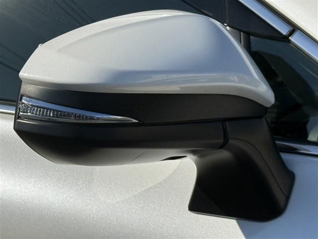 TOYOTA HARRIER HYBRID 2021 Image 31