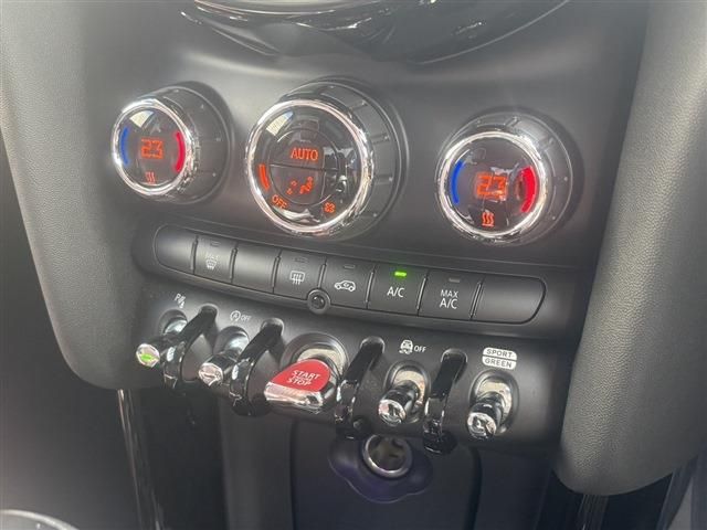 BMW MINI COOPER SD 5DOOR 2020 Image 31