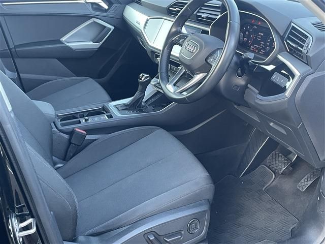AUDI Q3 2020 Image 31