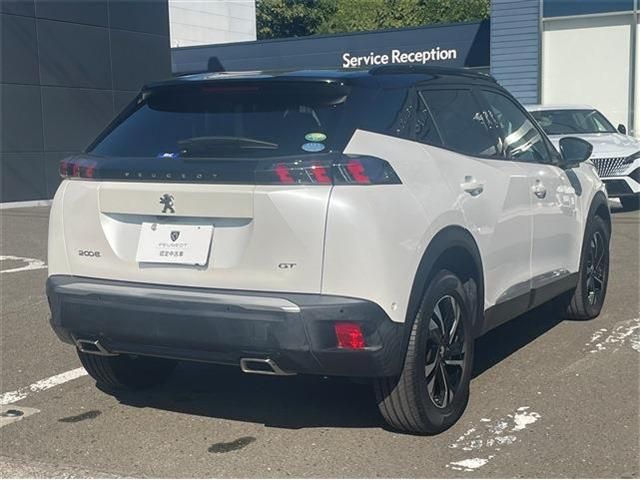 PEUGEOT 2008 2021 Image 31