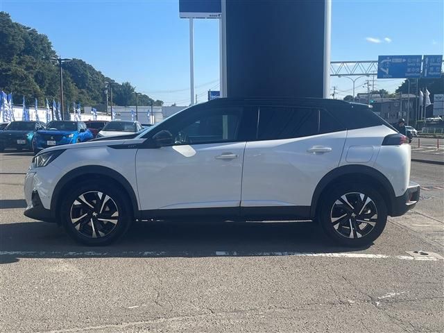 PEUGEOT 2008 2021 Image 31