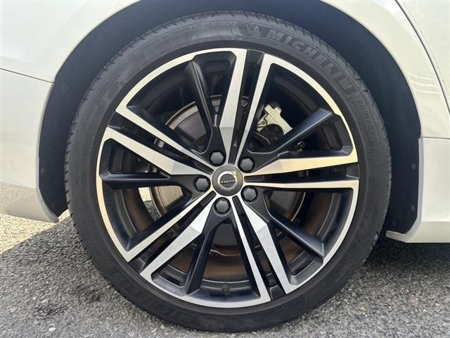 VOLVO V60 2021 Image 31