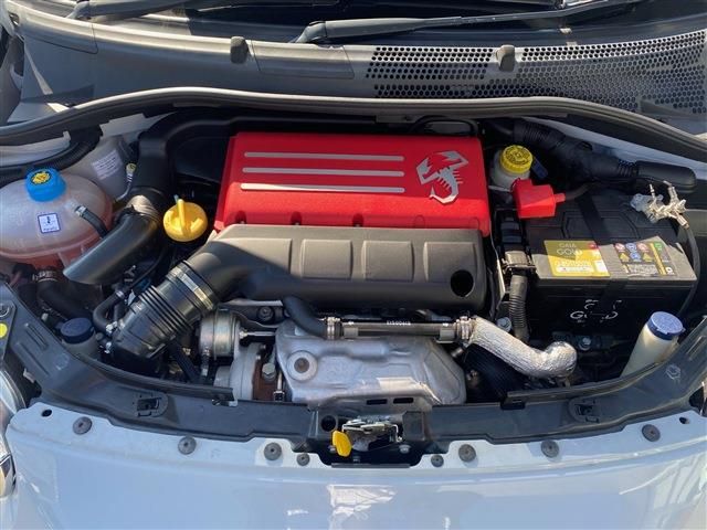 FIAT ABARTH 595 2020 Image 31