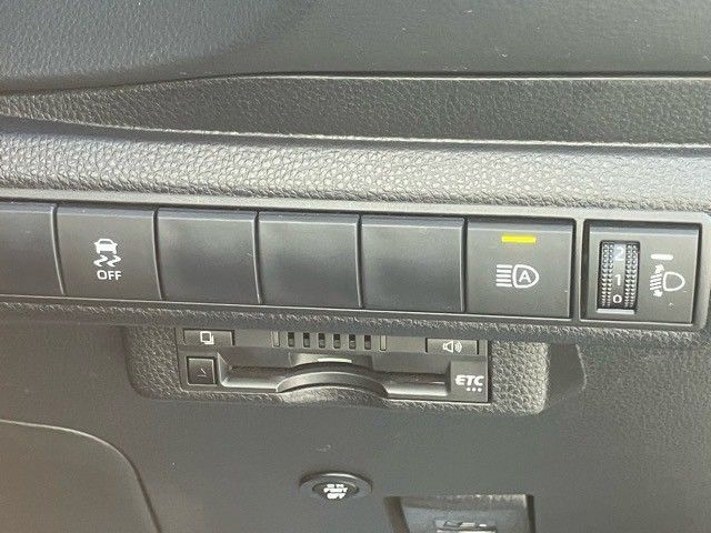 TOYOTA COROLLA SPORT HYBRID 2018 Image 31