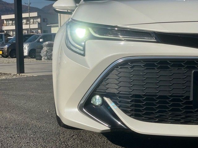 TOYOTA COROLLA SPORT HYBRID 2018 Image 31
