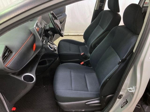 TOYOTA SIENTA 2016 Image 31