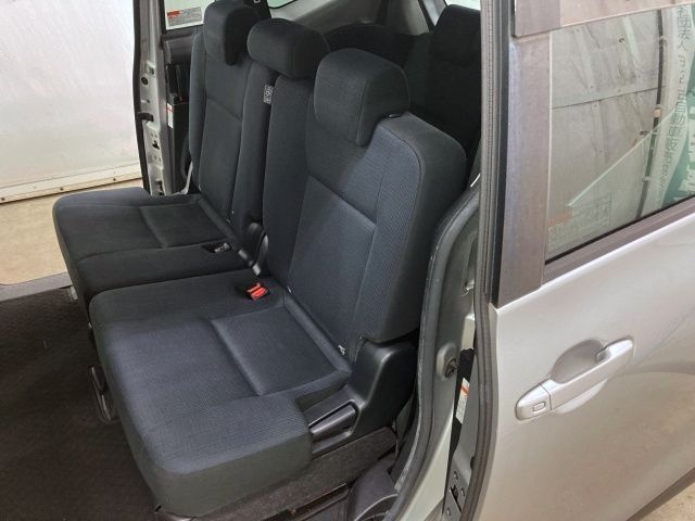 TOYOTA SIENTA 2016 Image 31