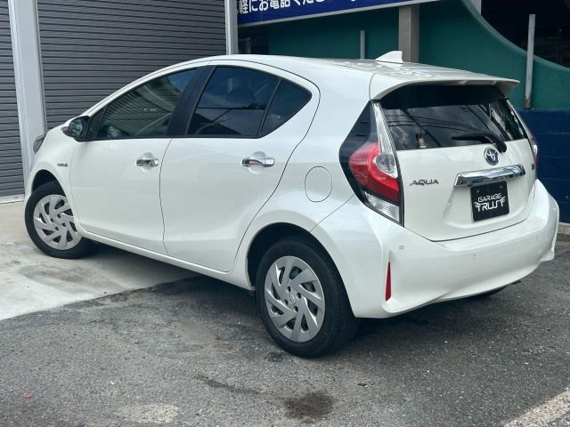 TOYOTA AQUA 2018 Image 31