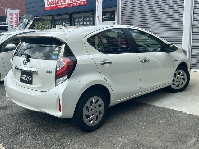 TOYOTA AQUA 2018 Image 31