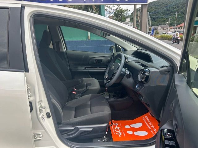 TOYOTA AQUA 2018 Image 31