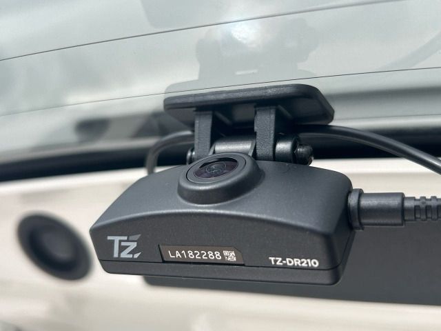 TOYOTA AQUA 2018 Image 31