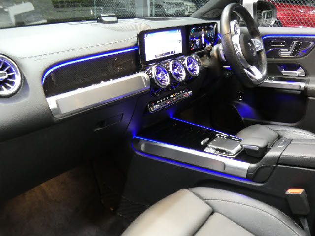 MERCEDES BENZ GLB 2020 Image 31