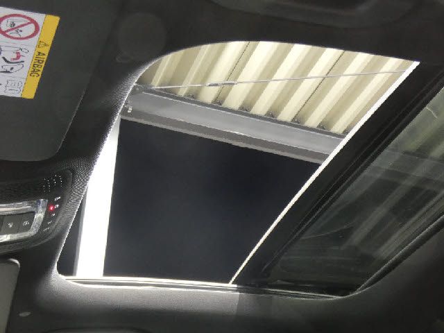 MERCEDES BENZ GLB 2020 Image 31