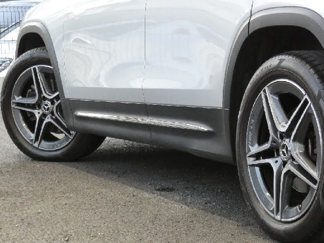 MERCEDES BENZ GLB 2020 Image 31