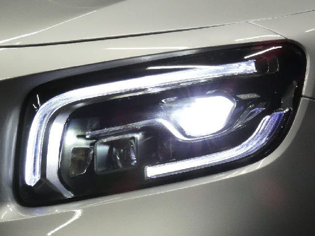 MERCEDES BENZ GLB 2020 Image 31