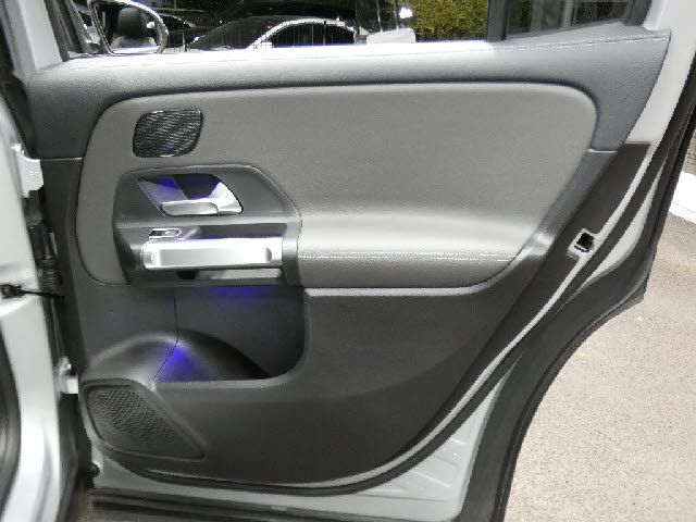 MERCEDES BENZ GLB 2020 Image 31