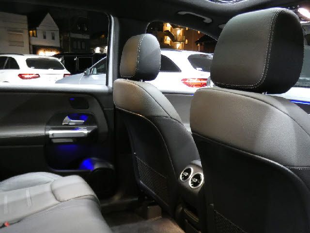 MERCEDES BENZ GLB 2020 Image 31