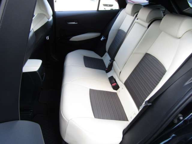 TOYOTA COROLLA TOURING 2021 Image 31