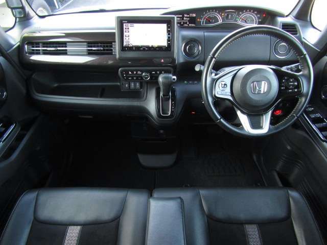 HONDA N BOX CUSTOM 2020 Image 31