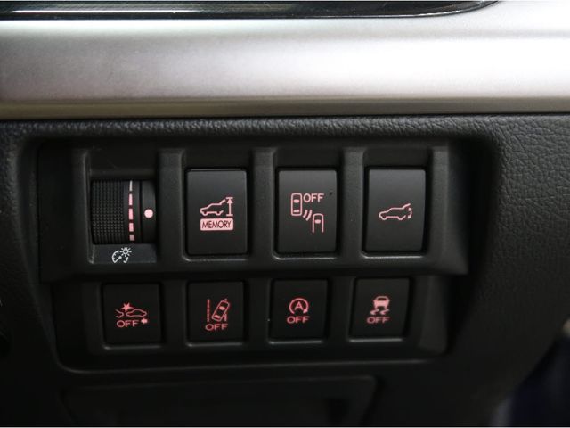 SUBARU LEGACY OUTBACK 2017 Image 31