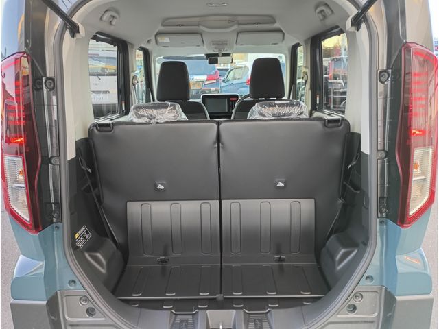 SUZUKI SPACIA GEAR 4WD 2024 Image 31