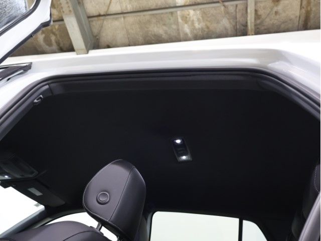 VOLKSWAGEN T-CROSS 2023 Image 31