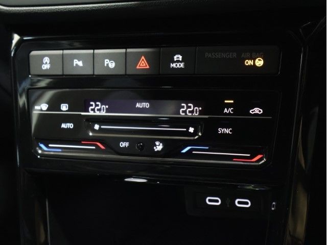 VOLKSWAGEN T-CROSS 2023 Image 31