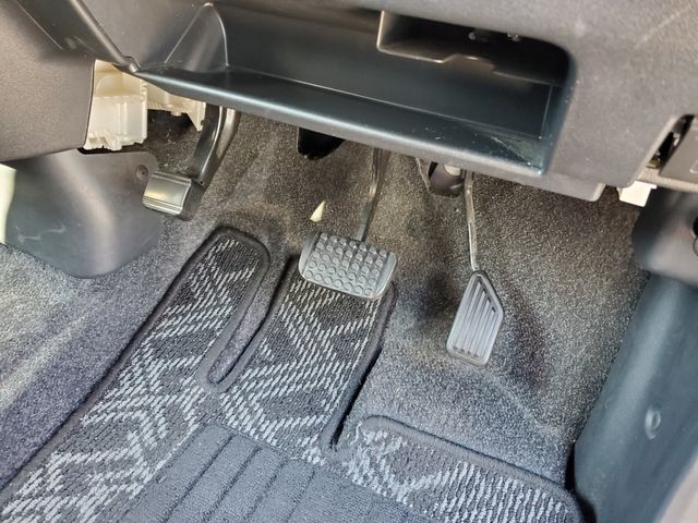 DAIHATSU TANTO 2013 Image 31