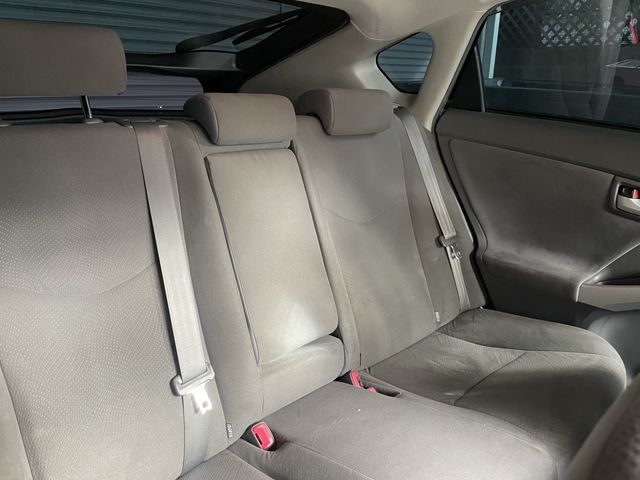 TOYOTA PRIUS 2010 Image 31