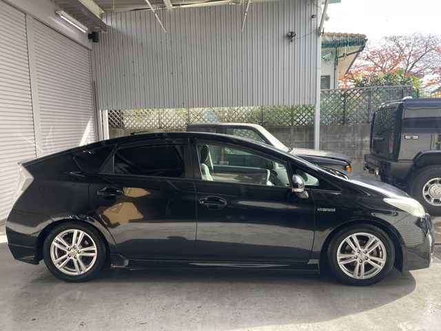 TOYOTA PRIUS 2010 Image 31