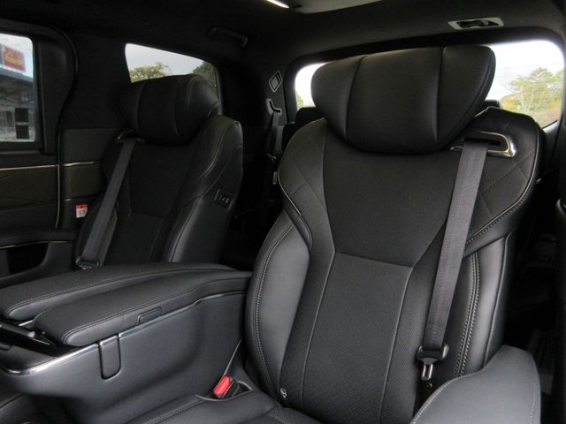 TOYOTA VELLFIRE  HYBRID 2025 Image 31