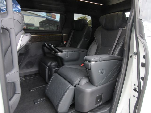 TOYOTA VELLFIRE  HYBRID 2025 Image 31