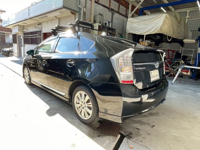 TOYOTA PRIUS 2010 Image 31