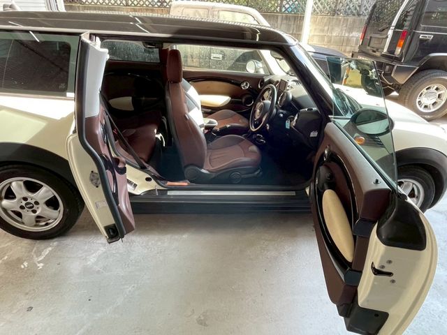 BMW MINI COOPER CLUB 2009 Image 31