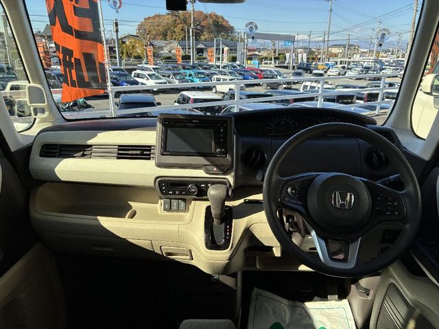HONDA N BOX 2020 Image 31