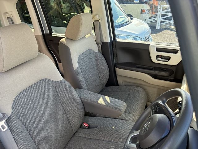 HONDA N BOX 2020 Image 31