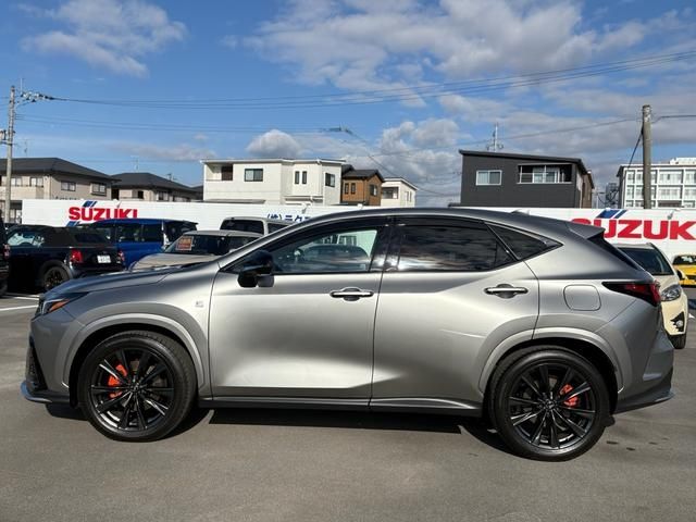 TOYOTA LEXUS NX450H+ AWD 2023 Image 31