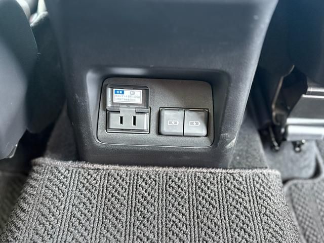 TOYOTA LEXUS NX450H+ AWD 2023 Image 31