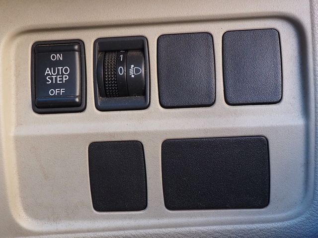 NISSAN SERENA  WG 2018 Image 31