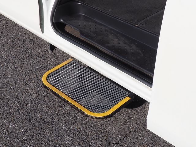 NISSAN SERENA  WG 2018 Image 31