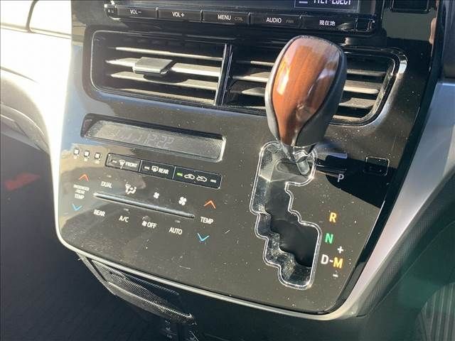 TOYOTA ESTIMA  4WD 2016 Image 31