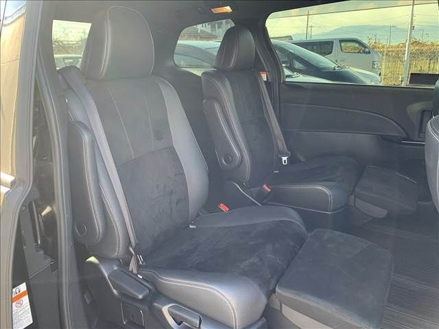 TOYOTA ESTIMA  4WD 2016 Image 31