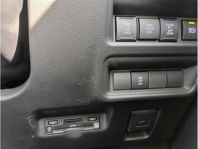 TOYOTA SIENTA HYBRID 2022 Image 31