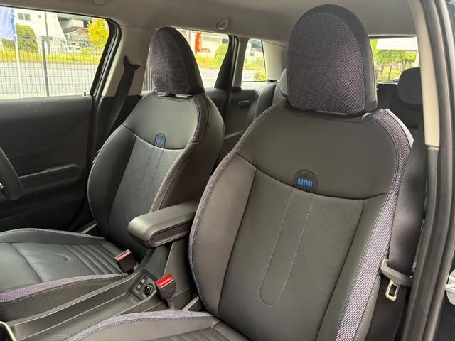 BMW MINI COOPER 5DOOR 2025 Image 31